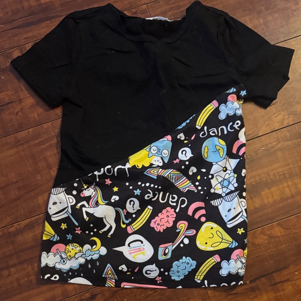 SHEIN Black and Multicolor Kids Graphic Tee